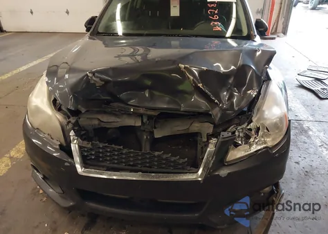 2013 Subaru Legacy 2.5I Limited z USA, uszkodzony, nr VIN 4S3BMBK68D3019992